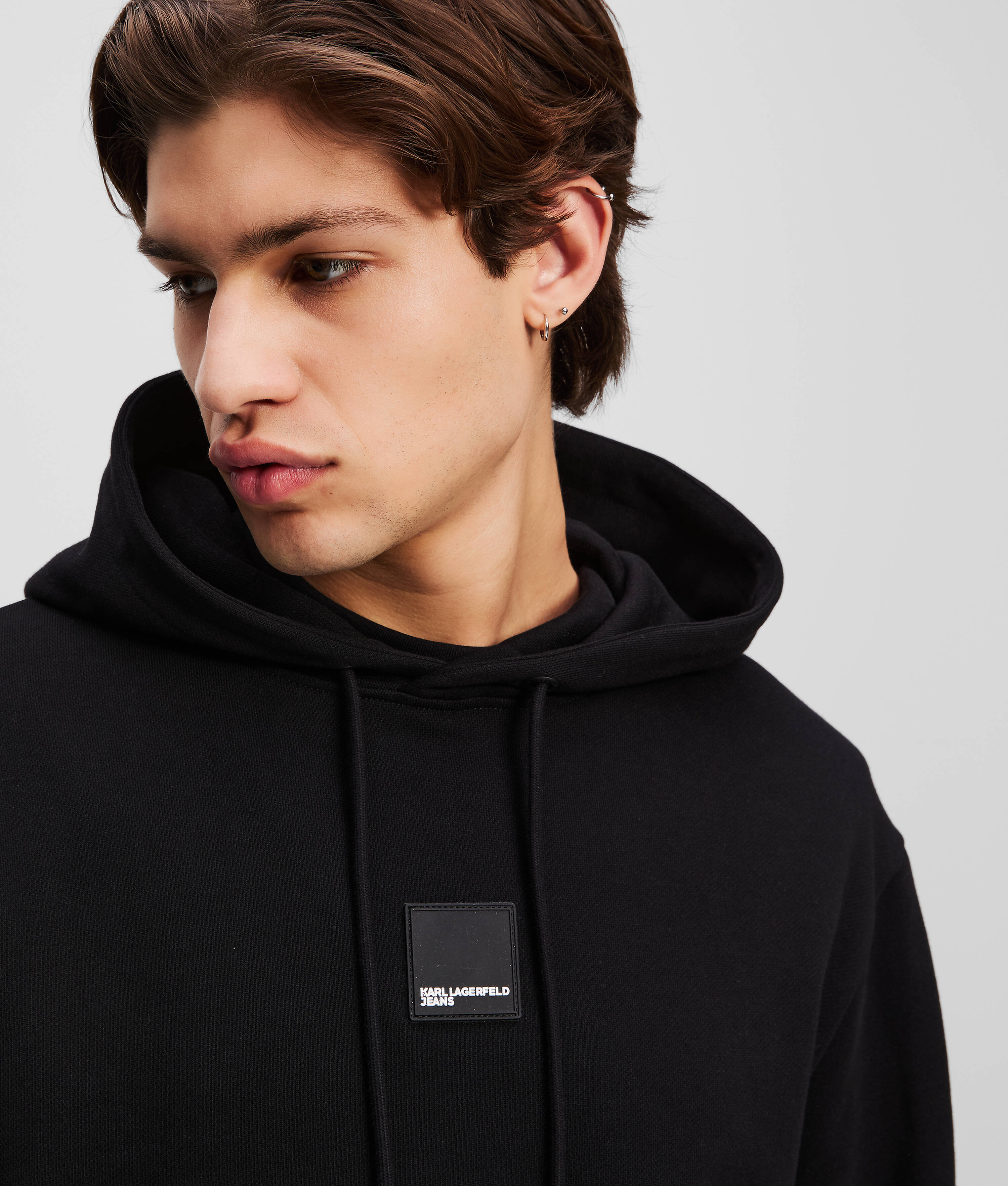 GRAPHIC HOODIE