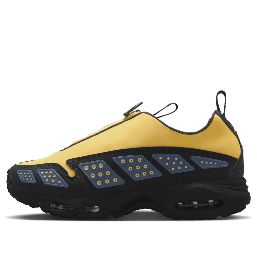 Nike Women's Air Max SNDR 'Saturn Gold Diffused Blue Black'